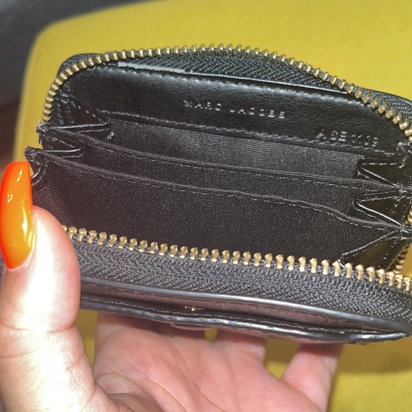 Marc Jacobs Compact Wallet - Picture 2 of 5